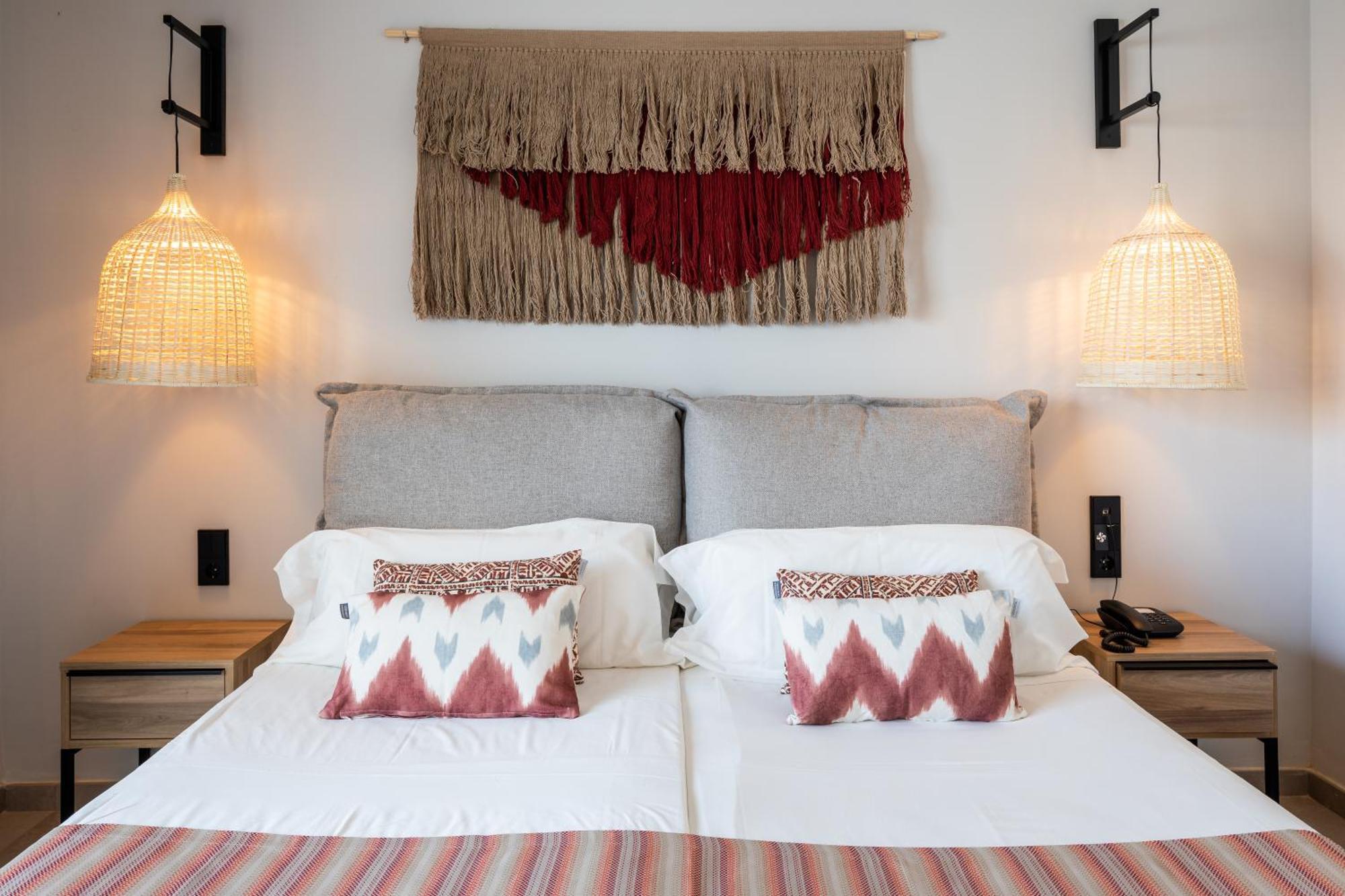 Aparthotel Casita Blanca - Adults Only San Antonio  Kültér fotó