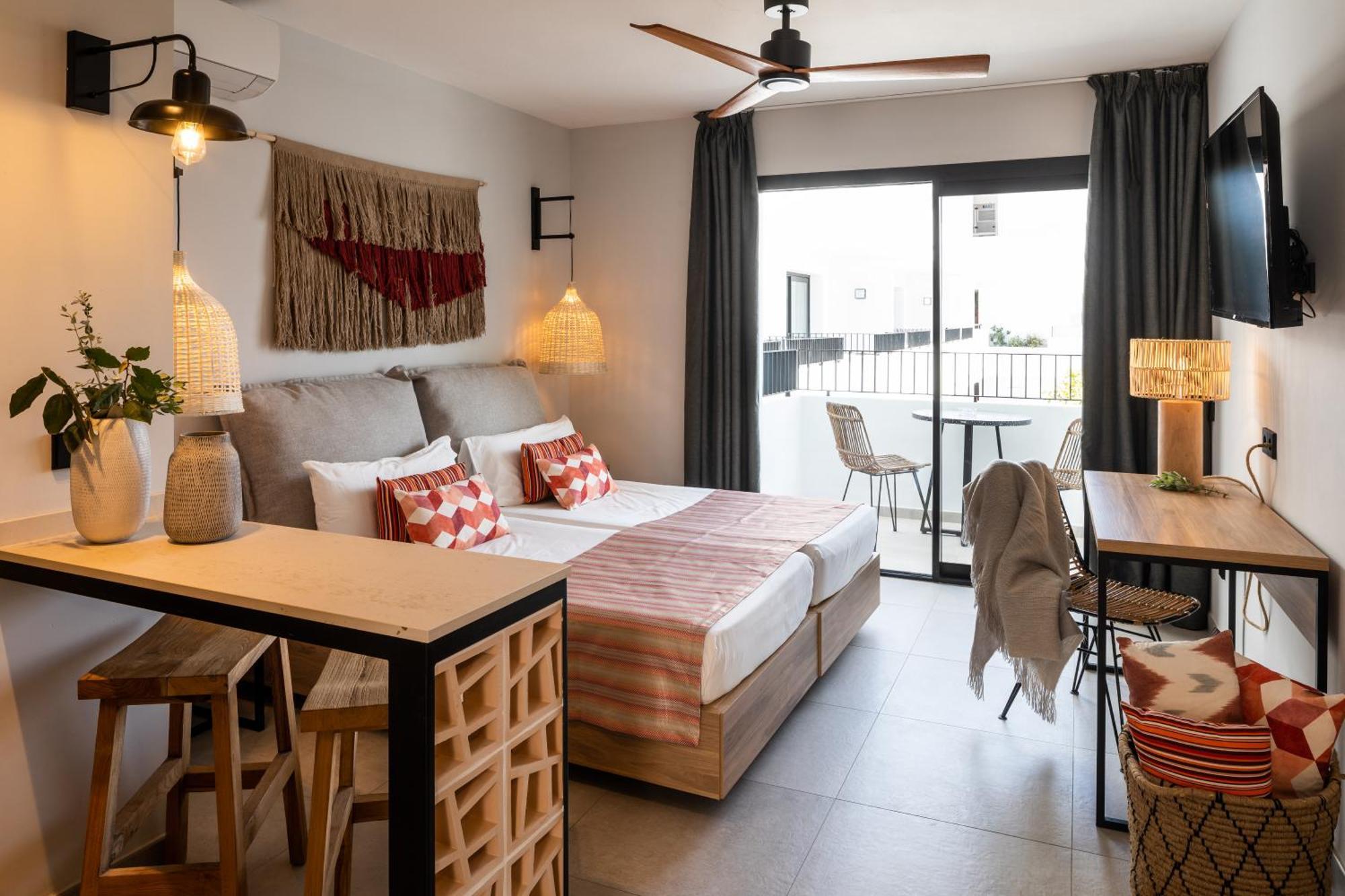 Aparthotel Casita Blanca - Adults Only San Antonio  Kültér fotó