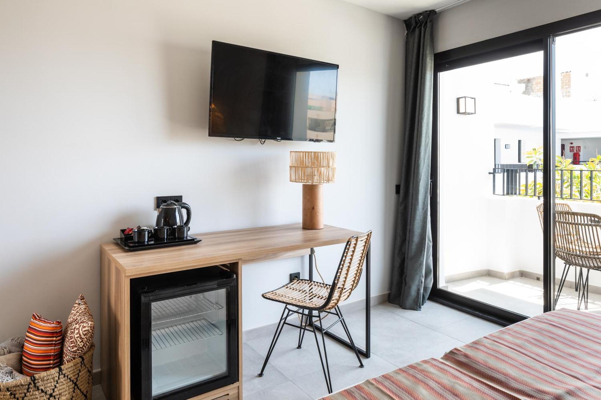 Aparthotel Casita Blanca - Adults Only San Antonio  Kültér fotó